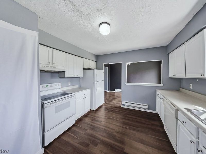 508 Wood Street, Elyria, OH 44035 Photo 4