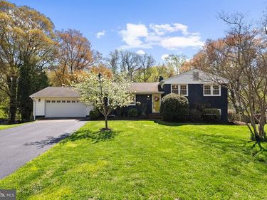 1907 SHANNON COURT, ALEXANDRIA, VA 22306