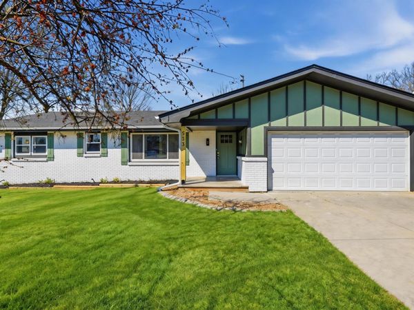 513 S Orchard Crest Avenue , Springfield, MO 65802