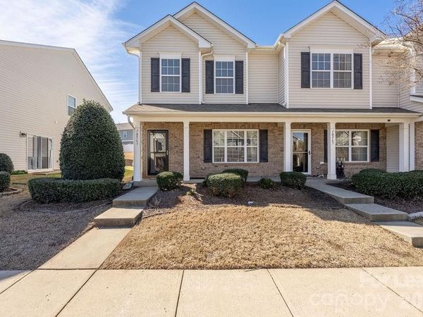 10563 Stoneacre Court, Pineville, NC 28134