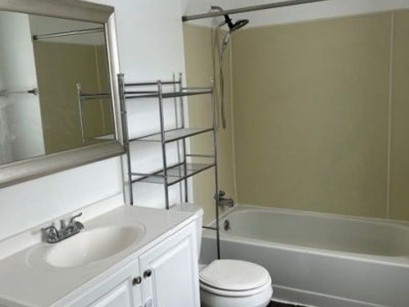 3105 Roanoke Avenue, Cleveland, OH 44109 Photo 14