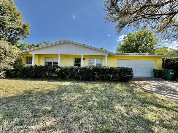 121 Maplewood Drive , Titusville, FL 32796