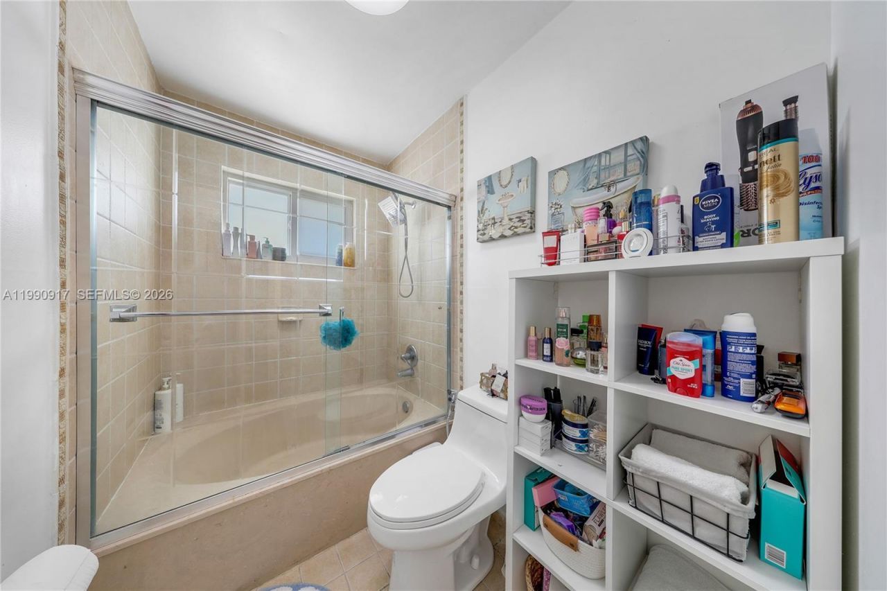 12511 SW 12th Ln, Miami, FL 33184 Photo