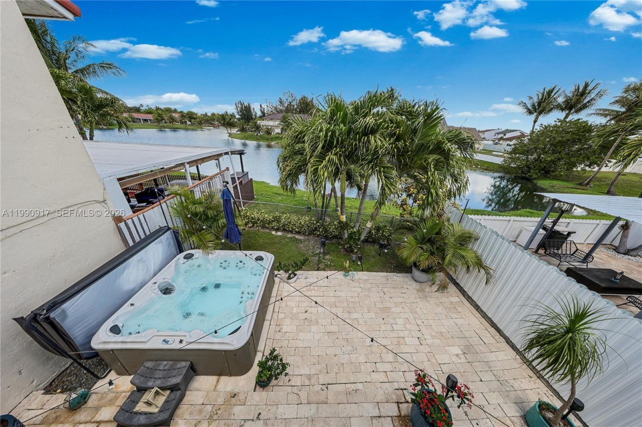 12511 SW 12th Ln, Miami, FL 33184 Photo