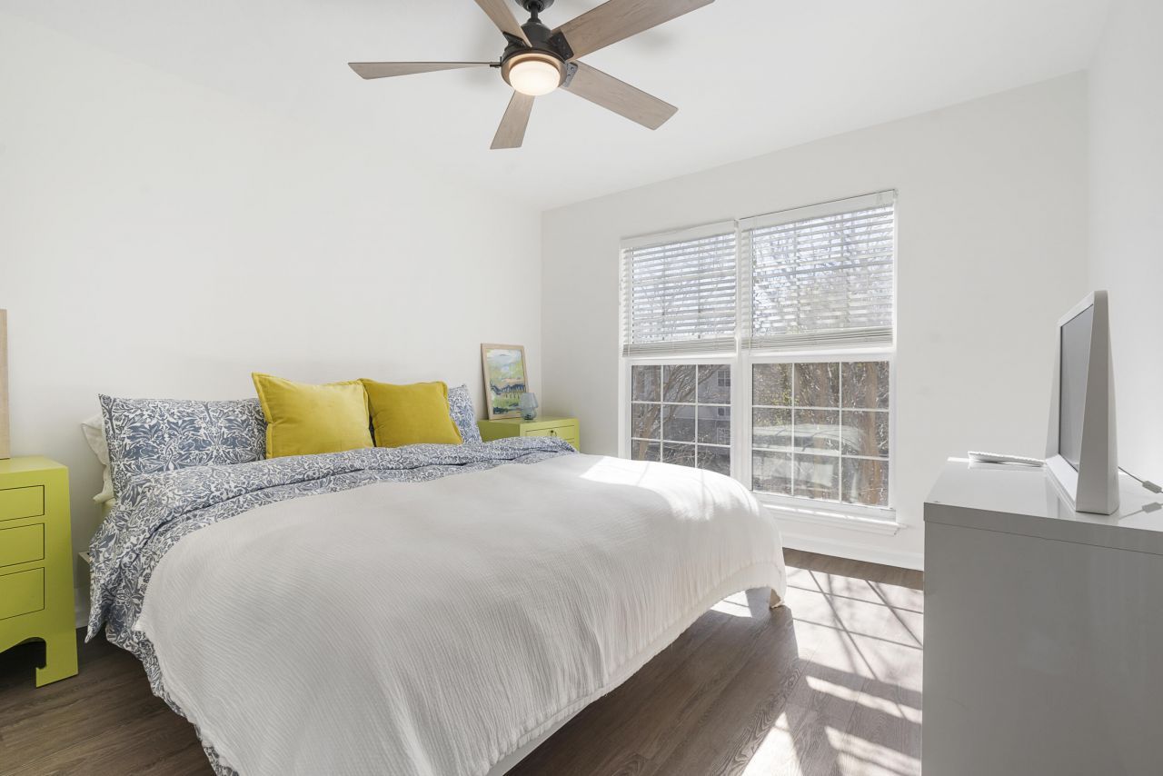 700 Daniel Ellis Drive Photo 13