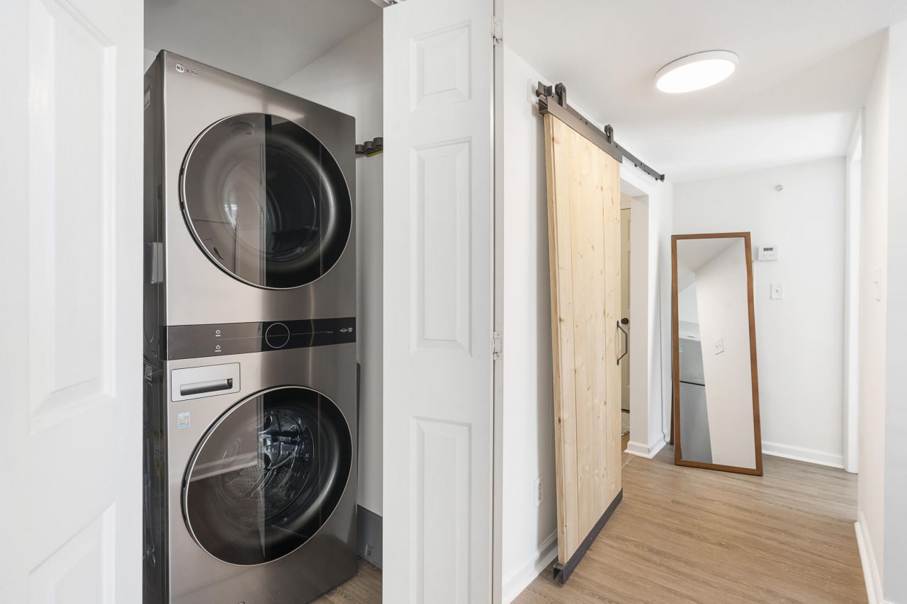 700 Daniel Ellis Drive Photo 19