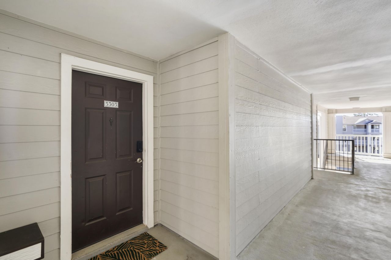 700 Daniel Ellis Drive Photo 26