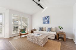 700 Daniel Ellis Drive photo 4