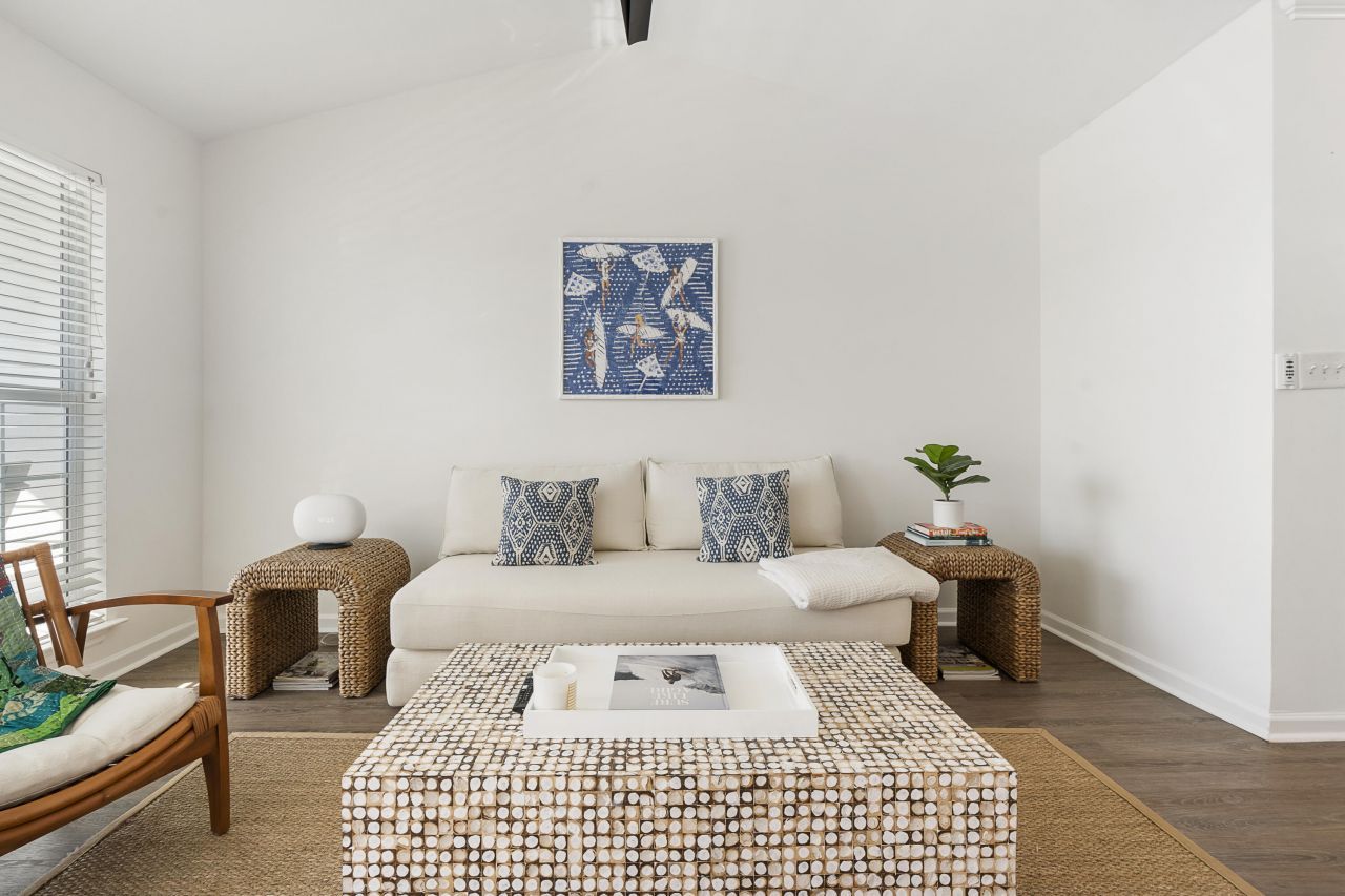 700 Daniel Ellis Drive Photo 4