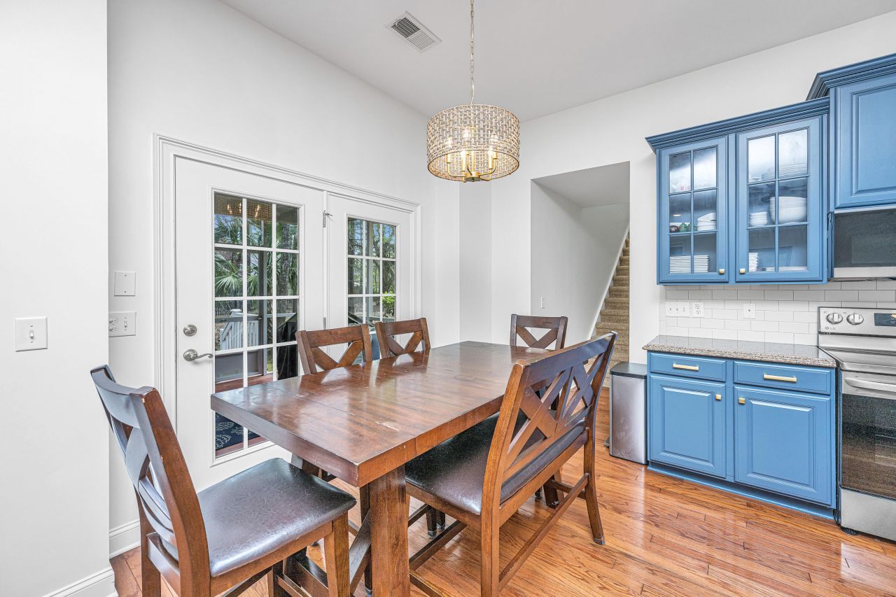 1903 Hall Point Road Photo 7