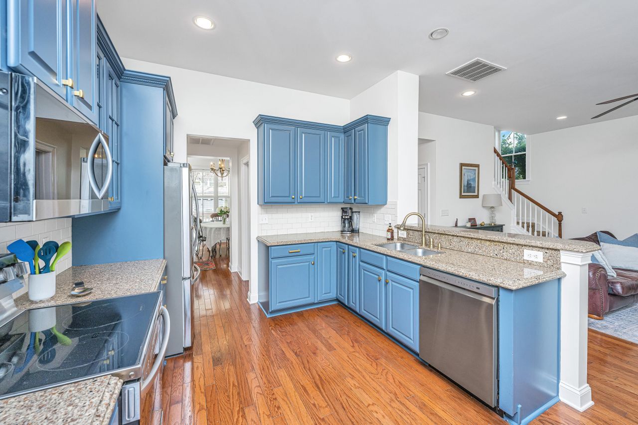 1903 Hall Point Road Photo 9