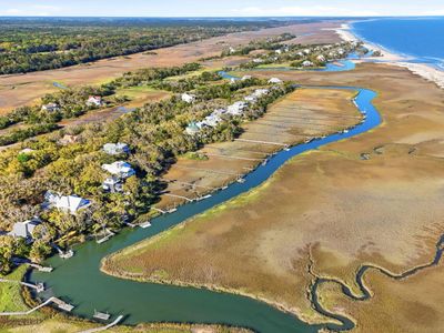 831 Hammocks Way, Edisto Island, SC 29438