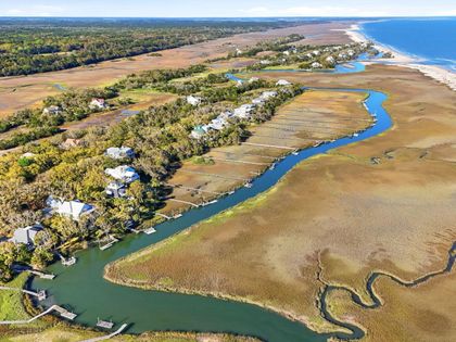 831 Hammocks Way Edisto Island, SC 29438