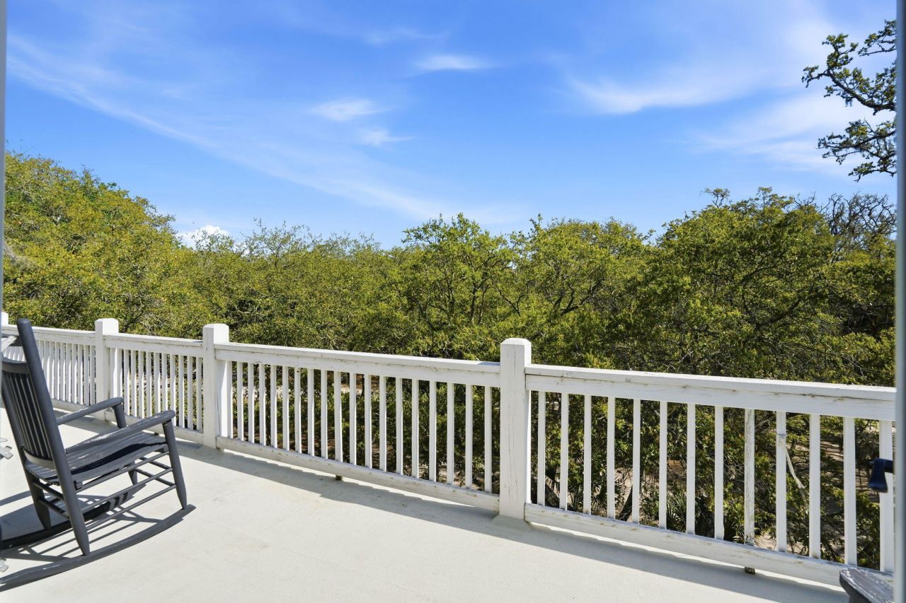 831 Hammocks Way Photo 28