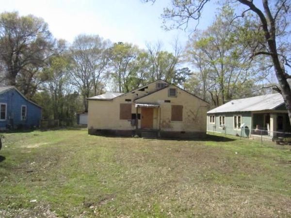 1105 Cherry St., Hattiesburg, MS 39401