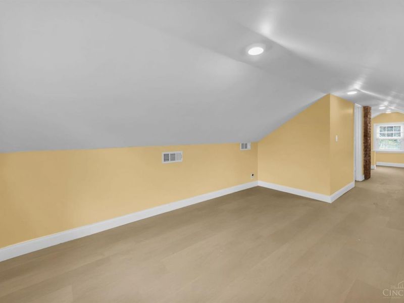 3914 Meyerfeld Avenue, Cheviot, OH 45211 Photo 3