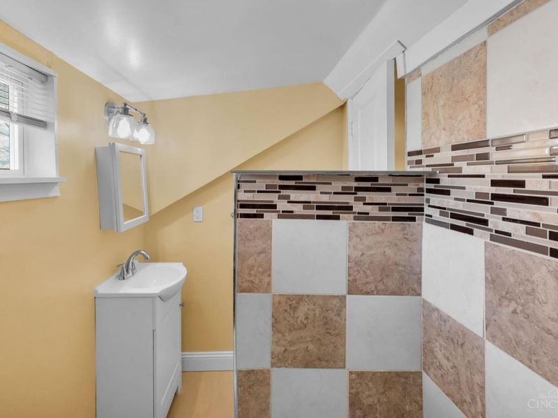 3914 Meyerfeld Avenue, Cheviot, OH 45211 Photo 34