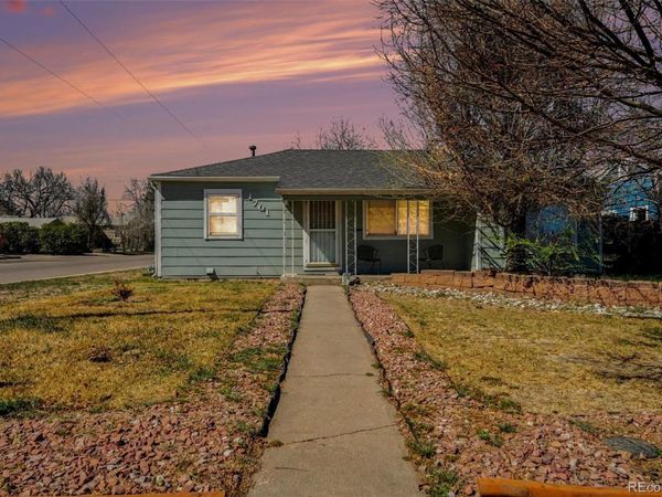 1701 Ironton Street , Aurora, CO 80010