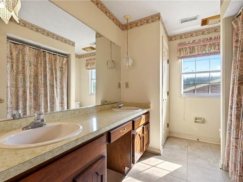 239 Greenmount Boulevard, Oakwood, OH 45419 Photo 44