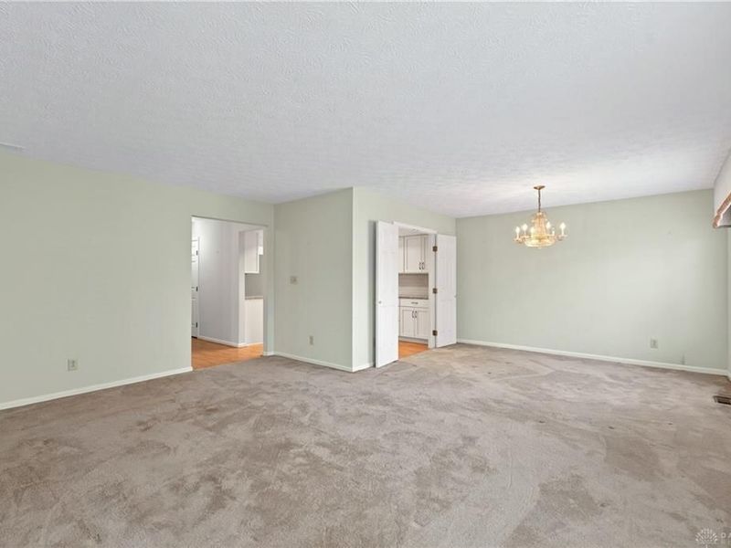 239 Greenmount Boulevard, Oakwood, OH 45419 Photo 9