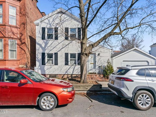 1552 3rd Avenue, Watervliet, NY 12189