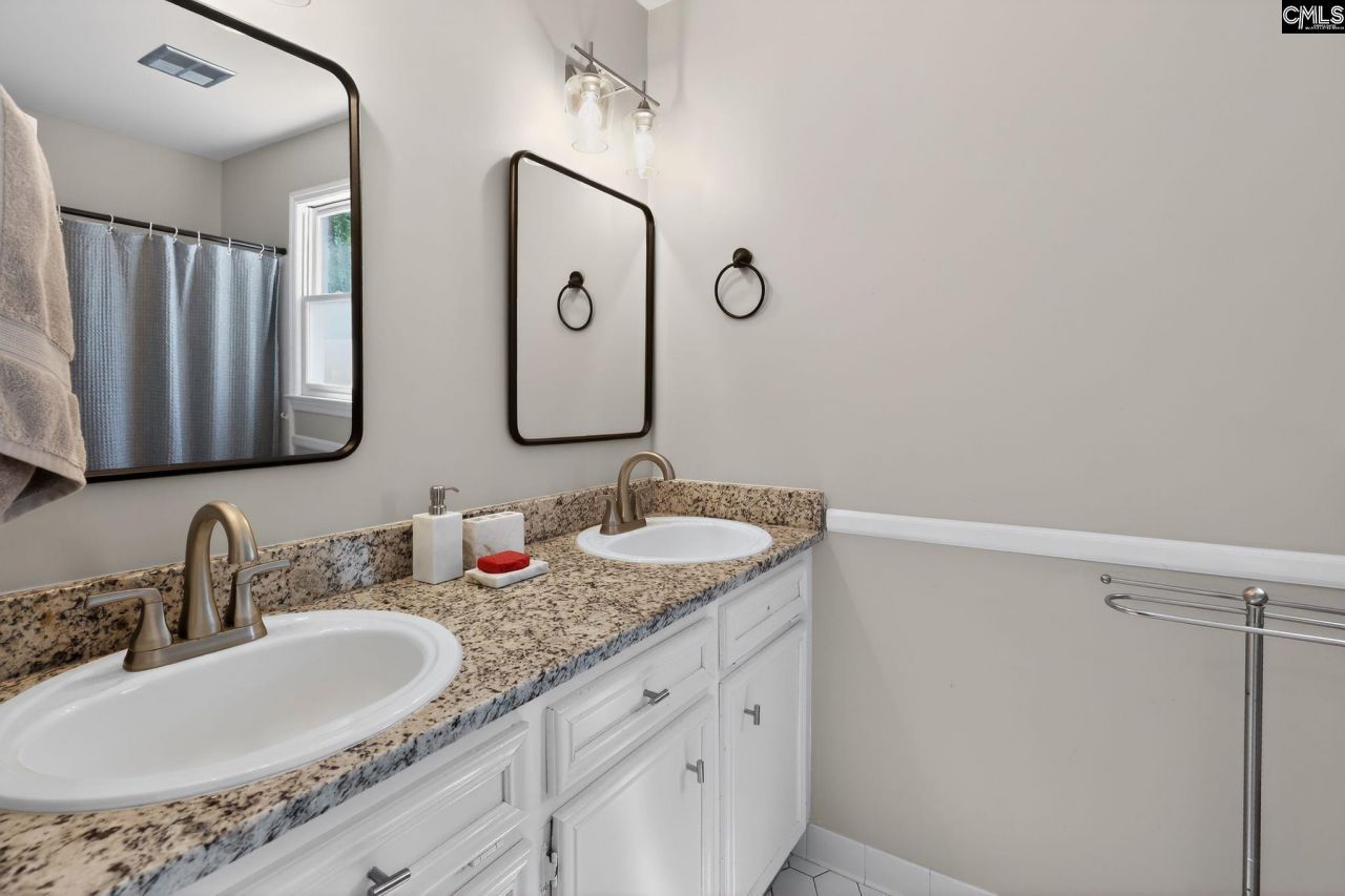 290 Sausage Lane  Photo 13