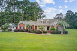 101 Fairway Court photo 4