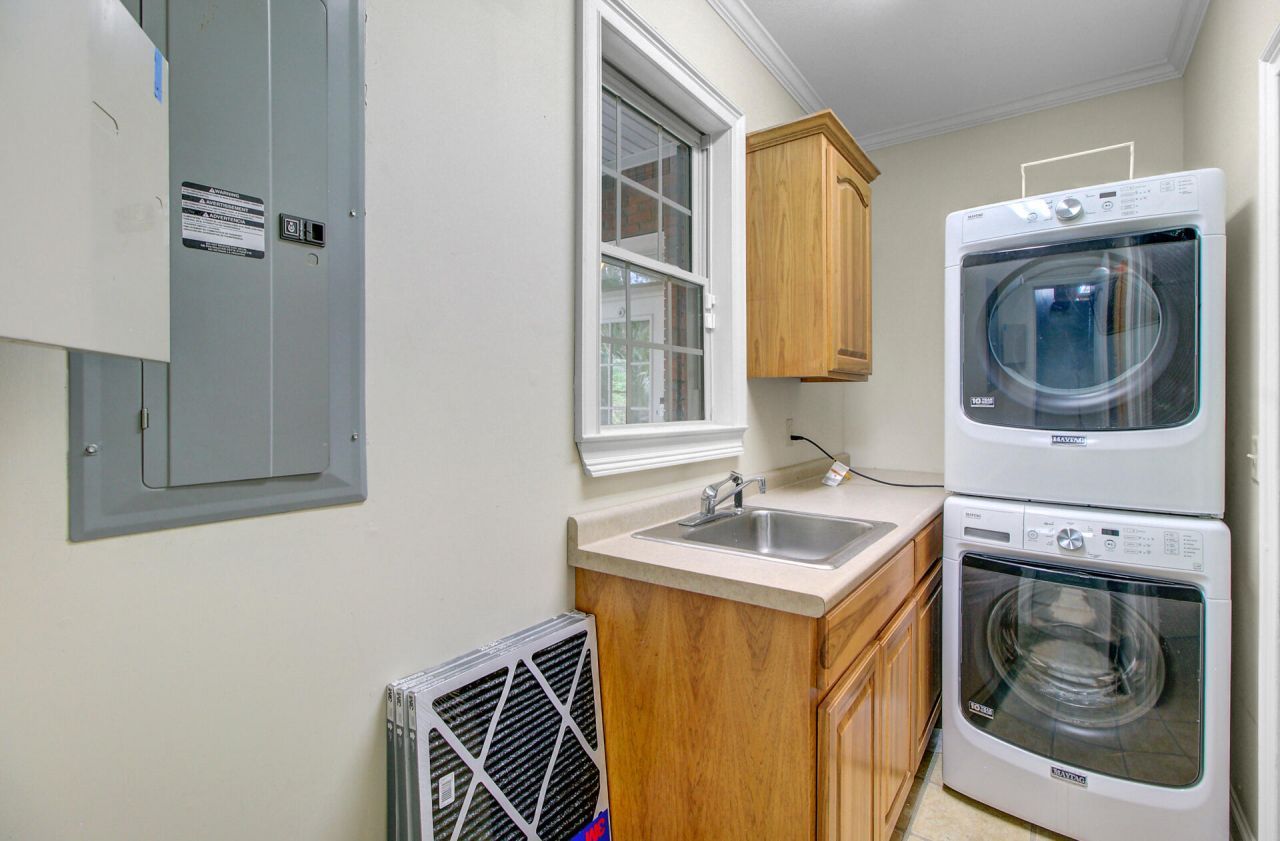 101 Fairway Court Photo 24