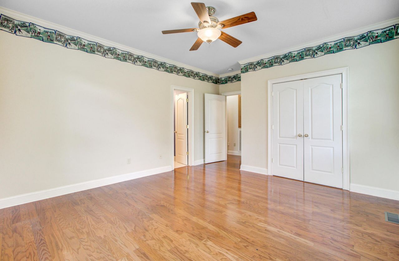 101 Fairway Court Photo 36