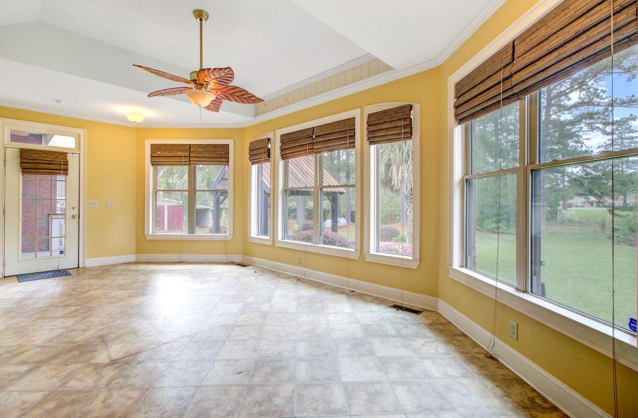 101 Fairway Court Photo 38