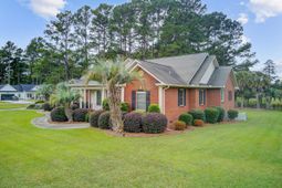 101 Fairway Court photo 4