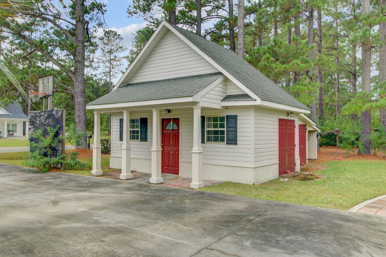 101 Fairway Court Photo 7