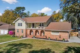 112 Ayers Circle photo 4