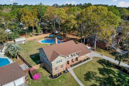 112 Ayers Circle photo 4