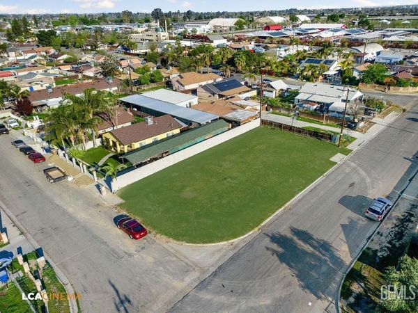 500 Lawson Road, Bakersfield, CA 93307