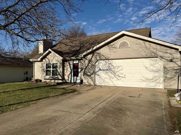 137 Tumbleweed, Lawrence, KS 66049