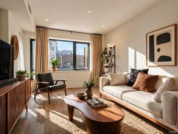 31-41 29th Street, Unit 3B, Astoria, NY 11106