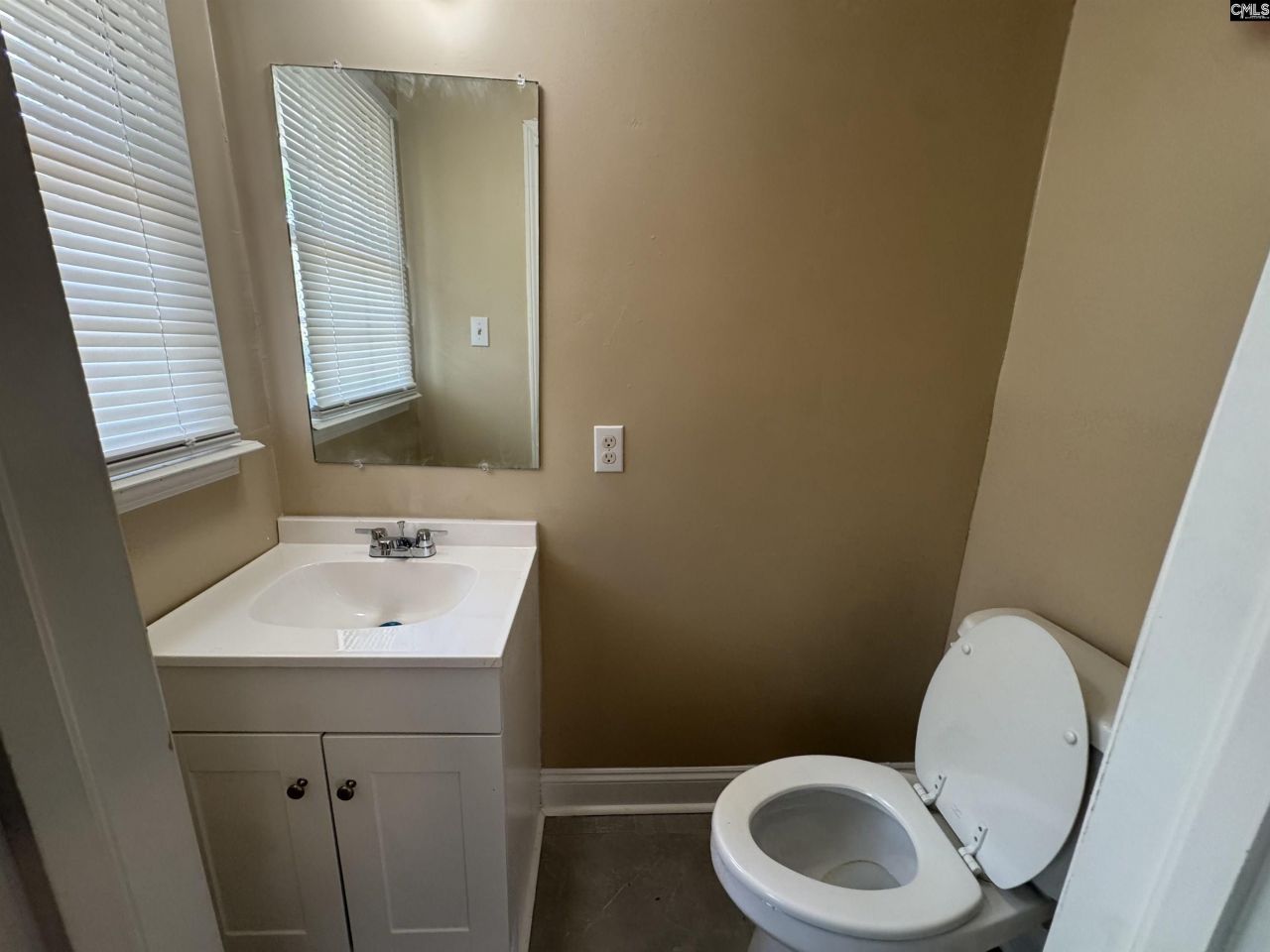 1657 Omarest Drive  Photo 15