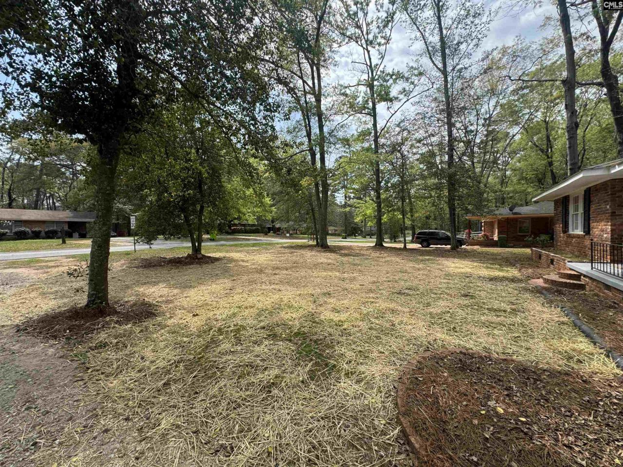 1657 Omarest Drive  Photo 22