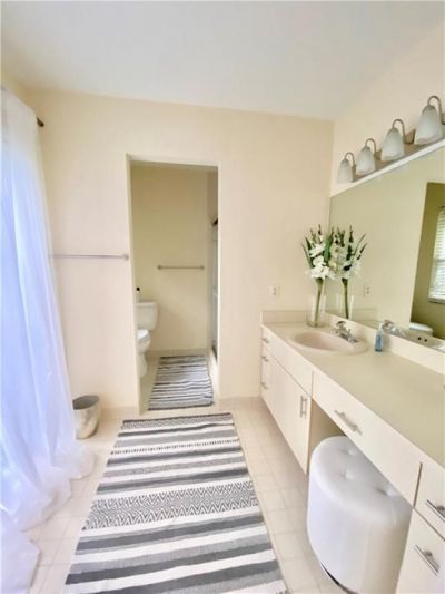 711 Royal Palm Place, Vero Beach, FL 32960 Photo