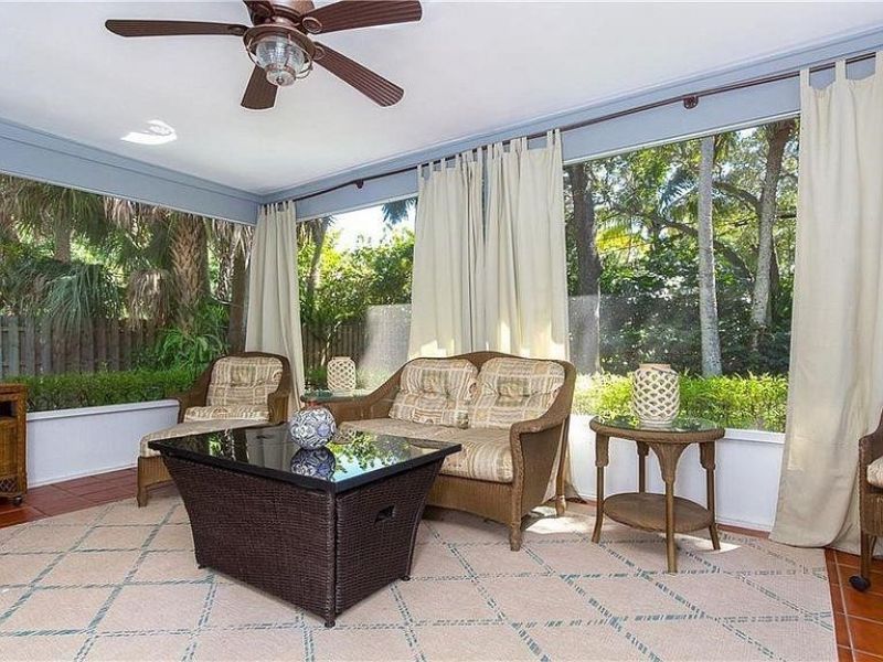 711 Royal Palm Place, Vero Beach, FL 32960 Photo