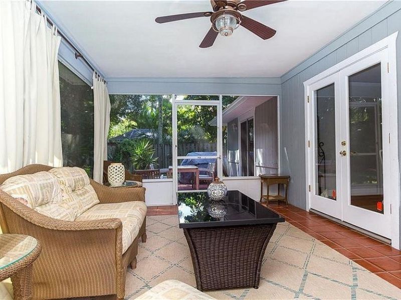 711 Royal Palm Place, Vero Beach, FL 32960 Photo