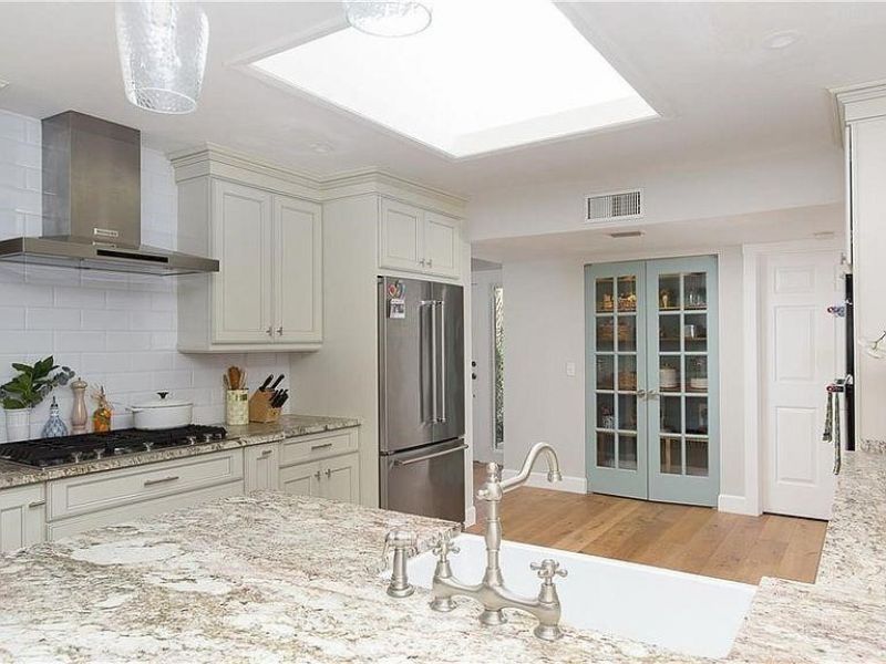 711 Royal Palm Place, Vero Beach, FL 32960 Photo