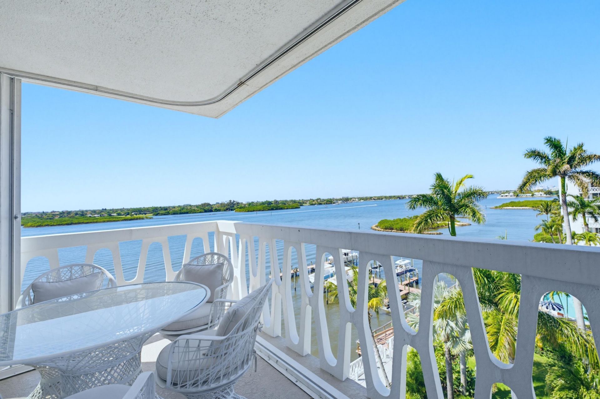 2505 S Ocean Boulevard, Palm Beach, FL 33480 Photo