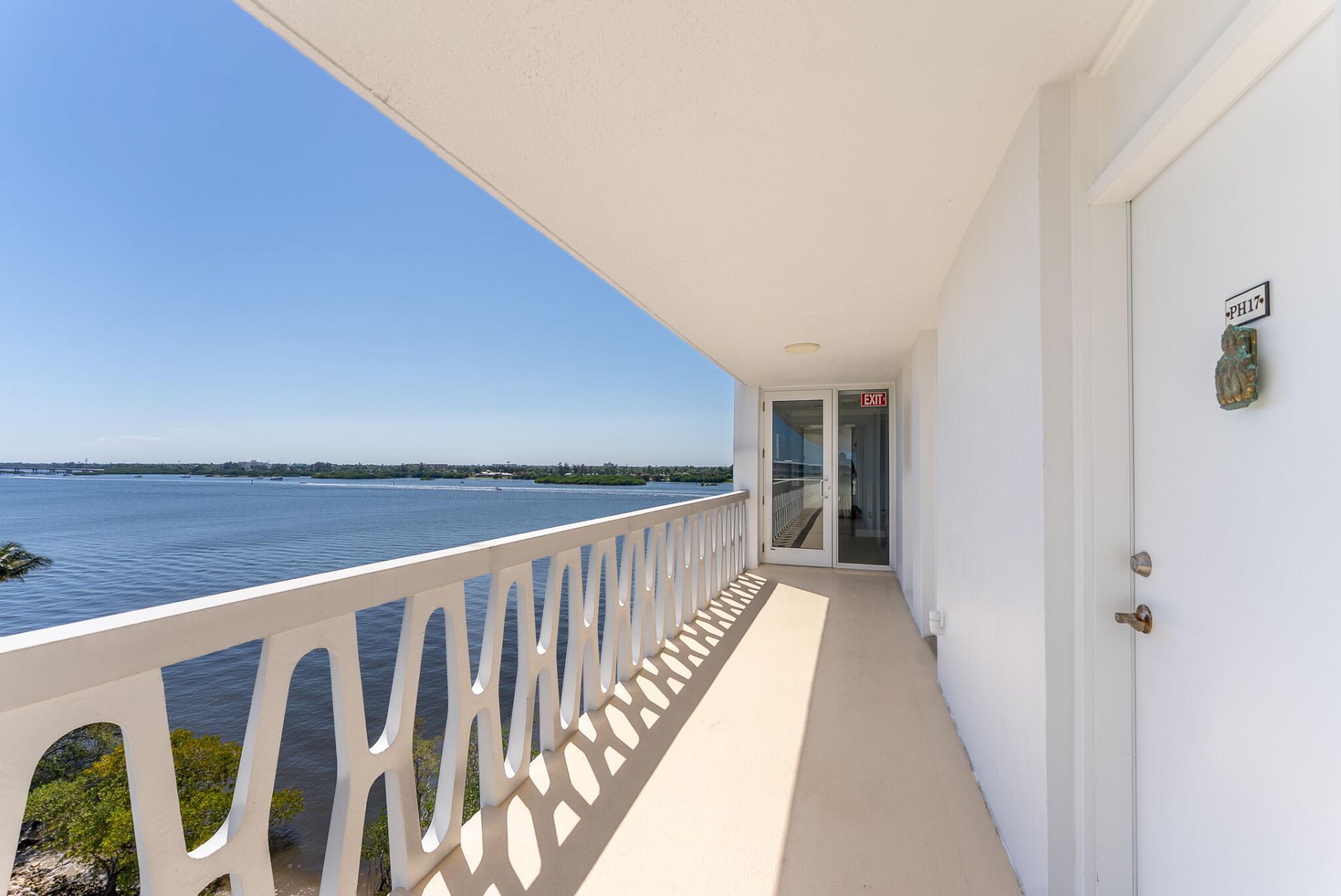 2505 S Ocean Boulevard, Palm Beach, FL 33480 Photo