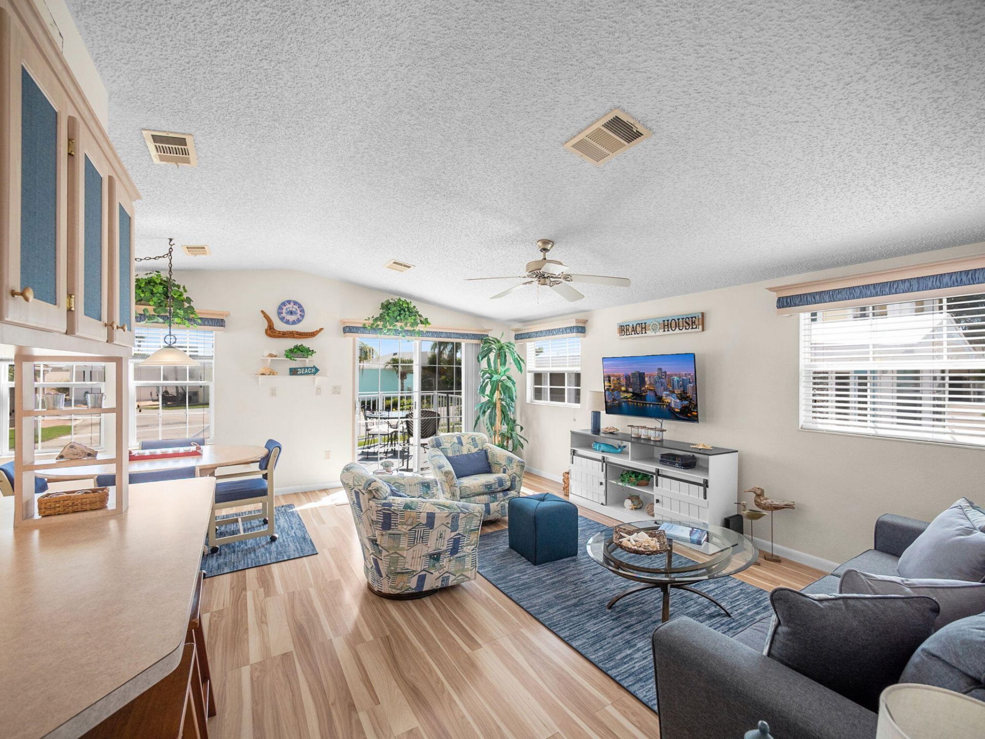 802 Nettles Boulevard, Jensen Beach, FL 34957 Photo