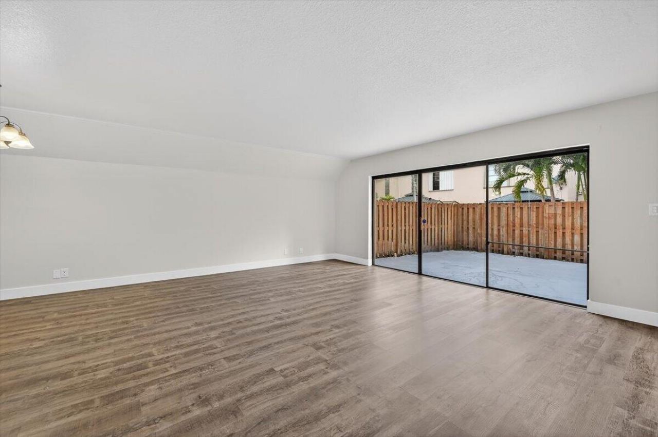 7325 SW 26th Court, Unit 22, Davie, FL 33314 Photo