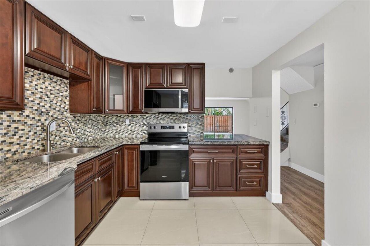 7325 SW 26th Court, Unit 22, Davie, FL 33314 Photo