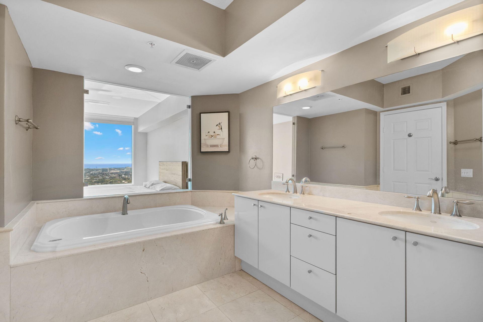 411 N New River Dr Drive E, Unit 3605, Fort Lauderdale, FL 33301 Photo