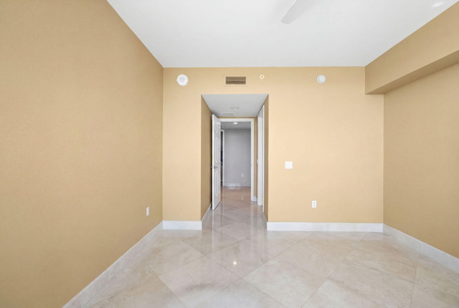 411 N New River Dr Drive E, Unit 3605, Fort Lauderdale, FL 33301 Photo